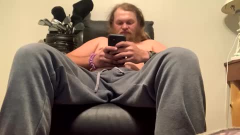 thedude715981 online show from 01-01-25, 06:15