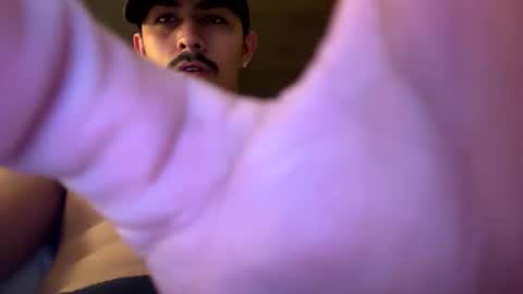 theglorious2002 online show from 10-10-25, 03:38