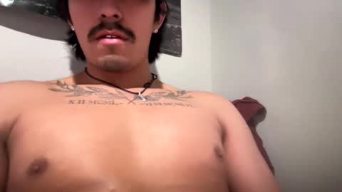 theglorious2002 online show from 03-18-26, 07:33