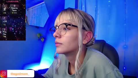 Peyton online show from 11-08-25, 03:29