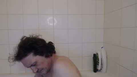 Green online show from 02-11-26, 06:57