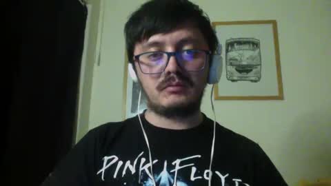 Snapshot of theguitarmistery chatting on 10-01-25, 05:02 theguitarmistery online show from 10-01-25, 05:02