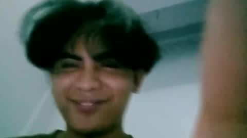 Snapshot of thehugecomeback chatting on 11-12-25, 03:01 Xerxis online show from 11-12-25, 03:01