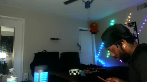 IXMCOUPLE444 online show from 11-05-25, 09:15