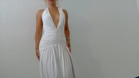 Snapshot of theislandgirl chatting on 06-13-26, 07:45 Lily Marie online show from 06-13-26, 07:45