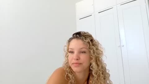 Snapshot of theislandgirl chatting on 06-14-26, 03:47 Lily Marie online show from 06-14-26, 03:47