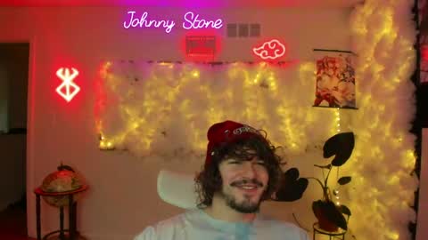 Snapshot of thejohnnystone chatting on 04-25-26, 12:35 Johnny Stone online show from 04-25-26, 12:35
