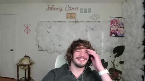Snapshot of thejohnnystone chatting on 05-02-26, 12:26 Johnny Stone online show from 05-02-26, 12:26