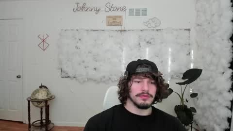 Snapshot of thejohnnystone chatting on 05-07-26, 12:27 Johnny Stone online show from 05-07-26, 12:27