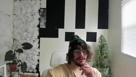Snapshot of thejohnnystone chatting on 06-01-26, 10:22 Johnny Stone online show from 06-01-26, 10:22