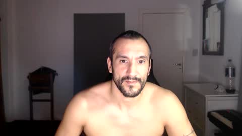 KINGOFPAINS online show from 09-12-25, 04:40