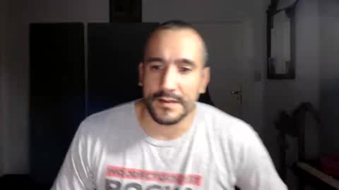 KINGOFPAINS online show from 10-28-25, 03:47