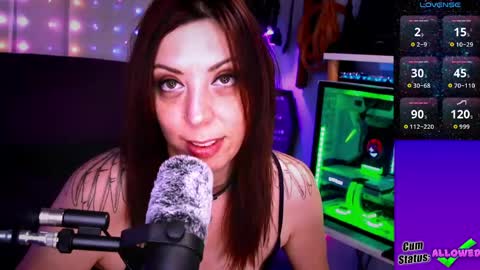 Snapshot of thekittengirlnix chatting on 05-25-26, 07:09 Nix online show from 05-25-26, 07:09