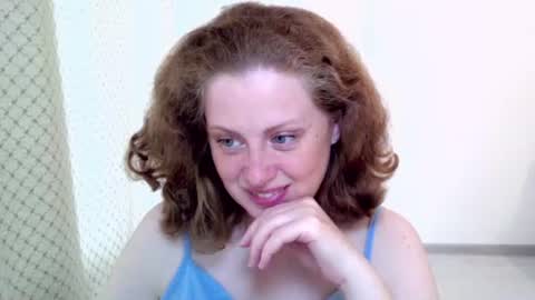 Snapshot of theladysblush chatting on 06-15-26, 06:15 Ella online show from 06-15-26, 06:15