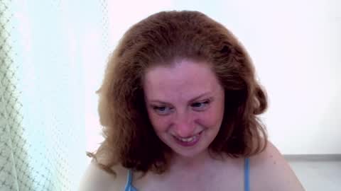 Snapshot of theladysblush chatting on 06-23-26, 07:39 Ella online show from 06-23-26, 07:39
