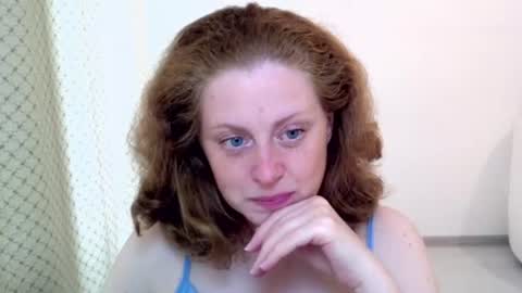 Snapshot of theladysblush chatting on 06-30-26, 04:13 Ella online show from 06-30-26, 04:13