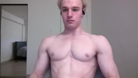Snapshot of thelevimeyers chatting on 05-31-26, 02:42 thelevimeyers online show from 05-31-26, 02:42
