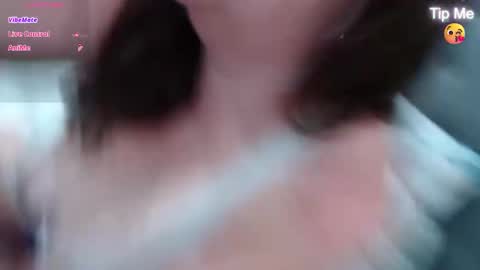 Snapshot of thelipsdown chatting on 11-01-25, 09:17 Lacey online show from 11-01-25, 09:17