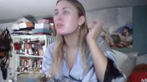 Little Bambii online show from 02-13-26, 01:34