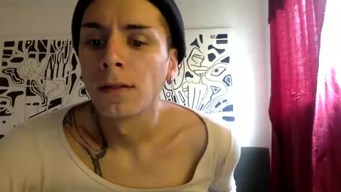 Lucy Lucy online show from 02-14-25, 03:47