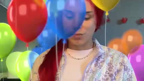 Lucy Lucy online show from 02-22-26, 05:55