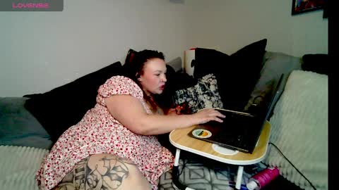 Stephanie Fuller online show from 04-02-26, 05:38