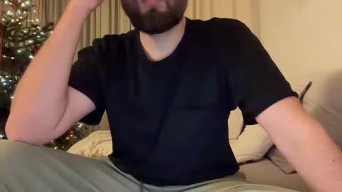 Snapshot of themonarchgoat chatting on 12-27-24, 10:05 TheMonarchGoat online show from 12-27-24, 10:05