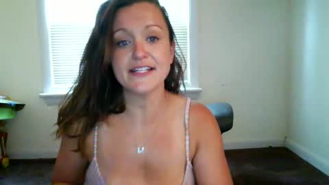 Snapshot of thenakedtrainer69 chatting on 07-06-26, 06:43 thenakedtrainer69 online show from 07-06-26, 06:43