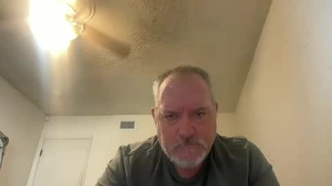 Snapshot of thenewganon chatting on 06-25-26, 10:36 thenewganon online show from 06-25-26, 10:36