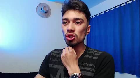 Theo online show from 11-21-25, 05:33