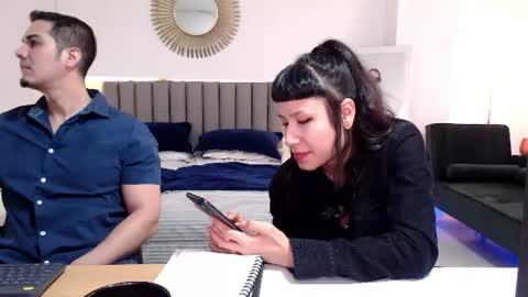 Snapshot of theoffice_couple chatting on 07-01-26, 07:02 The Office Couple online show from 07-01-26, 07:02