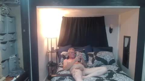 theoneyouwanttwofuck online show from 09-17-25, 07:10