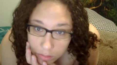 Snapshot of theplayfulbbw chatting on 06-17-26, 08:21 Amelia online show from 06-17-26, 08:21