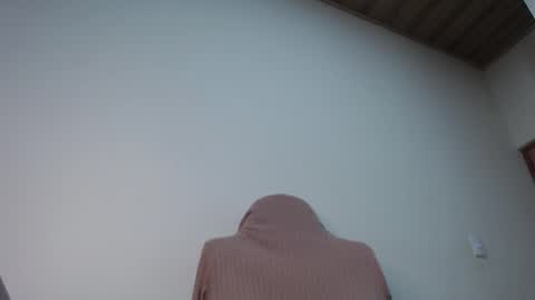 Santiago Enrique online show from 03-25-26, 04:51