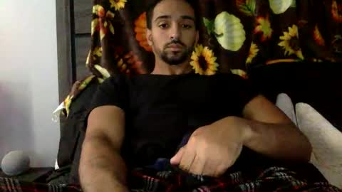 Snapshot of therealbs chatting on 10-29-25, 02:30 therealbs online show from 10-29-25, 02:30