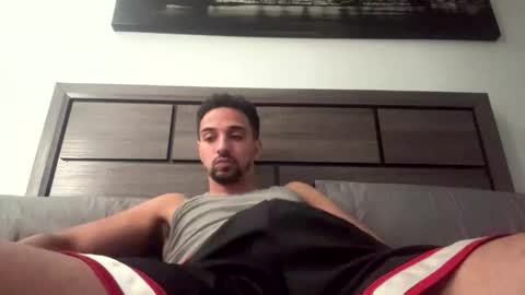 Snapshot of therealbs chatting on 02-25-26, 06:06 therealbs online show from 02-25-26, 06:06