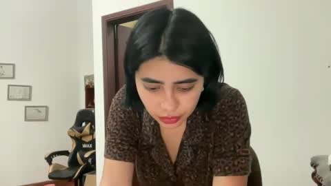 Snapshot of therealcamilabaddie chatting on 02-12-25, 05:15 therealcamilabaddie online show from 02-12-25, 05:15