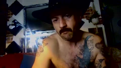 Snapshot of therealmattyice chatting on 06-11-26, 10:02 therealmattyice online show from 06-11-26, 10:02