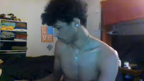 Snapshot of therealprimitive chatting on 09-29-25, 06:35 therealprimitive online show from 09-29-25, 06:35