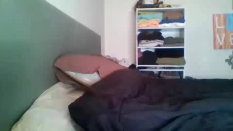 Snapshot of therealprimitive chatting on 10-11-25, 03:54 therealprimitive online show from 10-11-25, 03:54