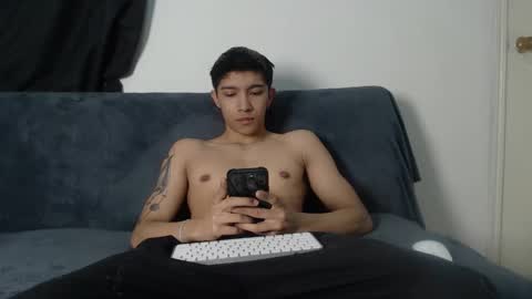 thesaint_xxx online show from 10-27-25, 04:38