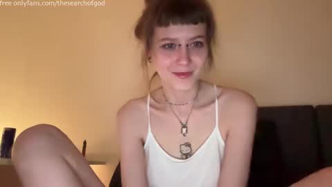 LISA                                            online show from 03-21-26, 09:29