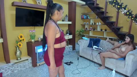 Sindy milf Geltrudis Apolo Tyler and the husban cuckold Patrick online show from 12-10-24, 07:32