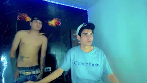 Snapshot of theshamefulboys chatting on 06-18-26, 09:41 David y Daniel online show from 06-18-26, 09:41