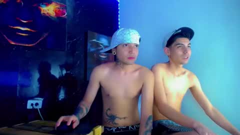 Snapshot of theshamefulboys chatting on 06-26-26, 09:41 David y Daniel online show from 06-26-26, 09:41