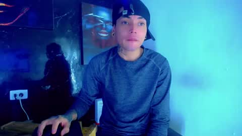 Snapshot of theshamefulboys chatting on 07-08-26, 05:23 David y Daniel online show from 07-08-26, 05:23