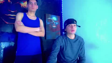 Snapshot of theshamefulboys chatting on 07-09-26, 05:11 David y Daniel online show from 07-09-26, 05:11