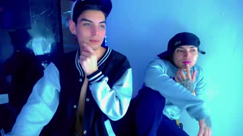 Snapshot of theshamefulboys chatting on 07-10-26, 06:07 David y Daniel online show from 07-10-26, 06:07