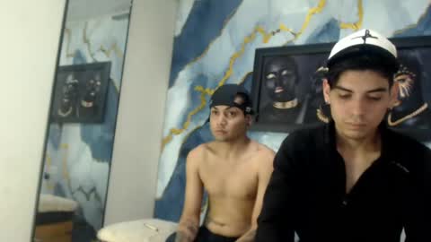 Snapshot of theshamefulboys chatting on 07-11-26, 06:49 David y Daniel online show from 07-11-26, 06:49