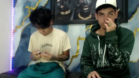 Snapshot of theshamefulboys chatting on 07-18-26, 06:17 David y Daniel online show from 07-18-26, 06:17